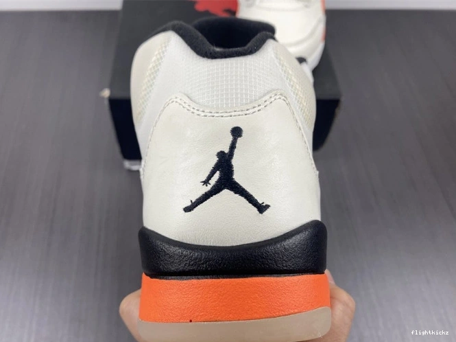 DC1060-100 5 Retro Orange Total Jordan 0803